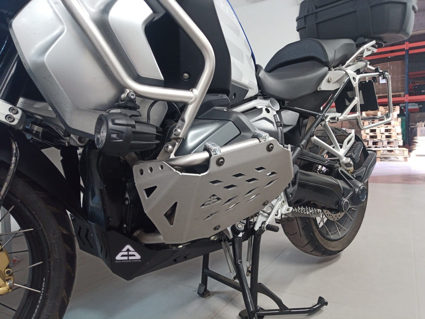 Set of Cylinder Head Guards for the BMW 1250 GS