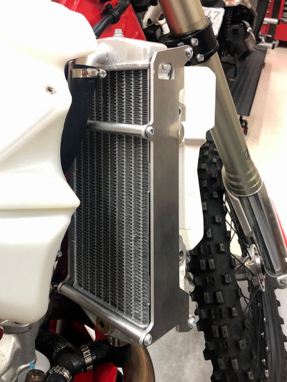 Radiator guards Beta